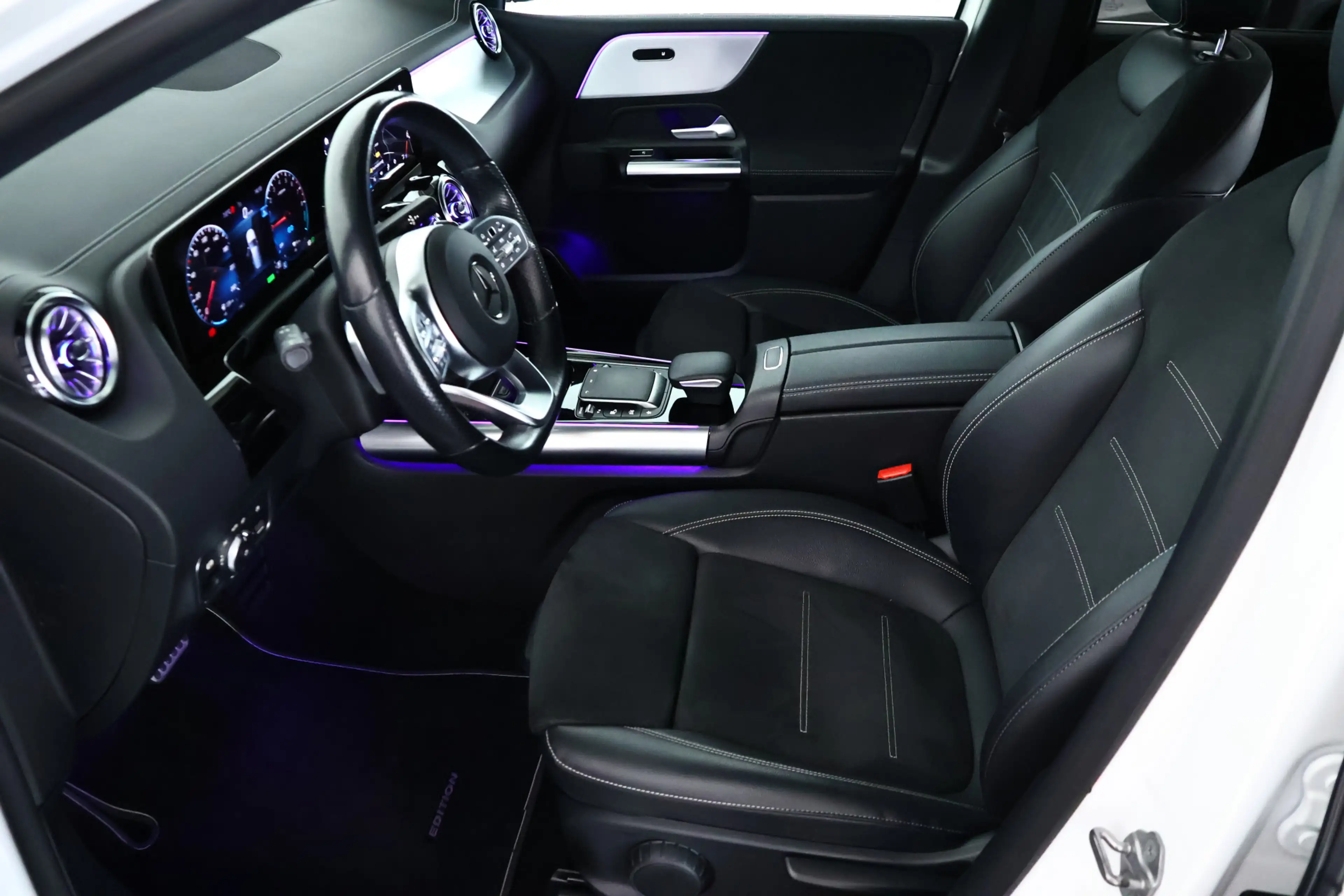 Mercedes-Benz B 250 e AMG Line / LED / Burmester / Navi — photo 6