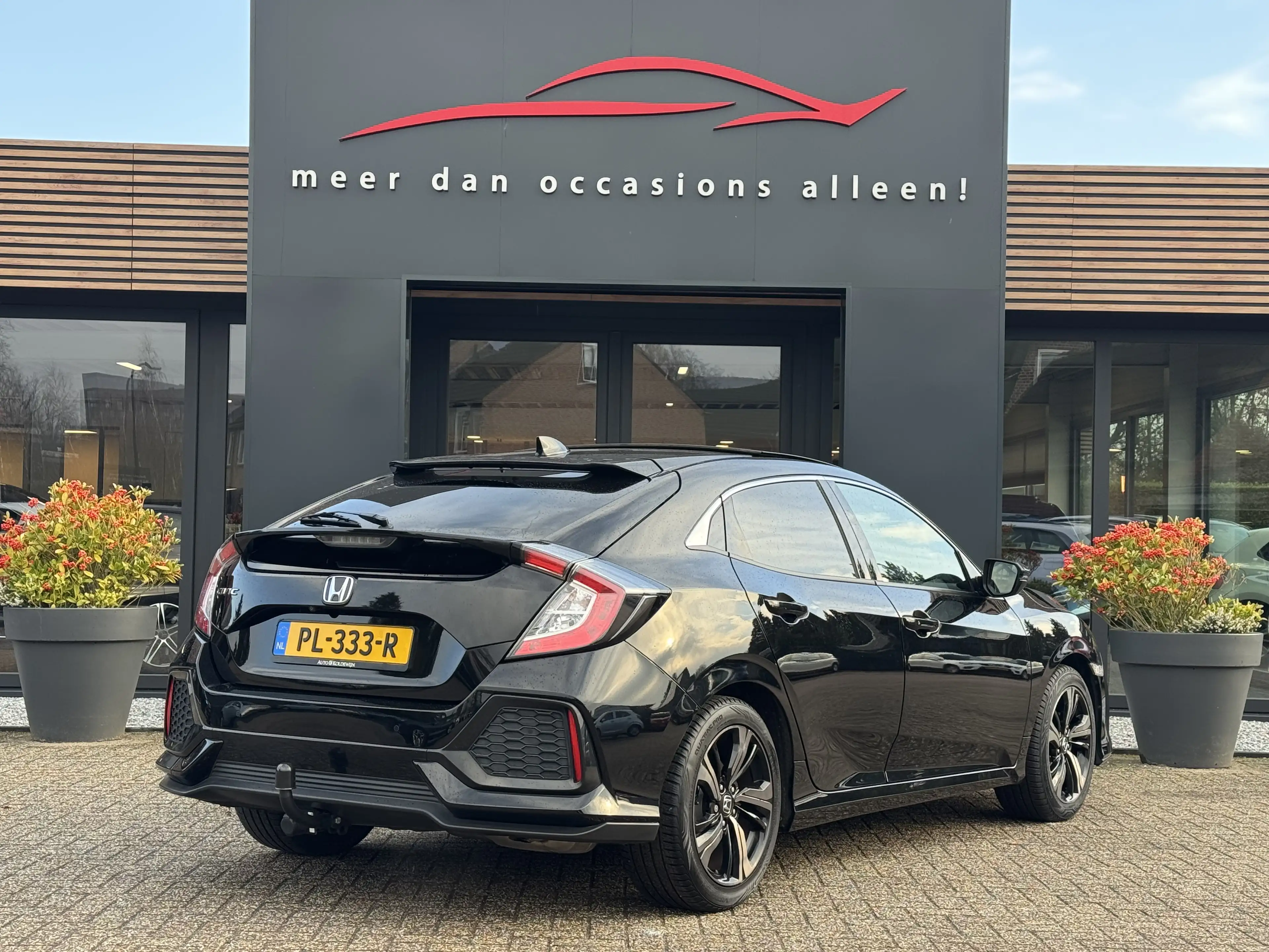 Honda Civic 5dr Civic 1.0 i-VTEC Elegance Black Edition — photo 4