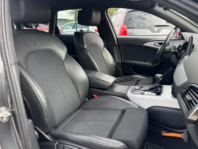 Audi A6 view 10