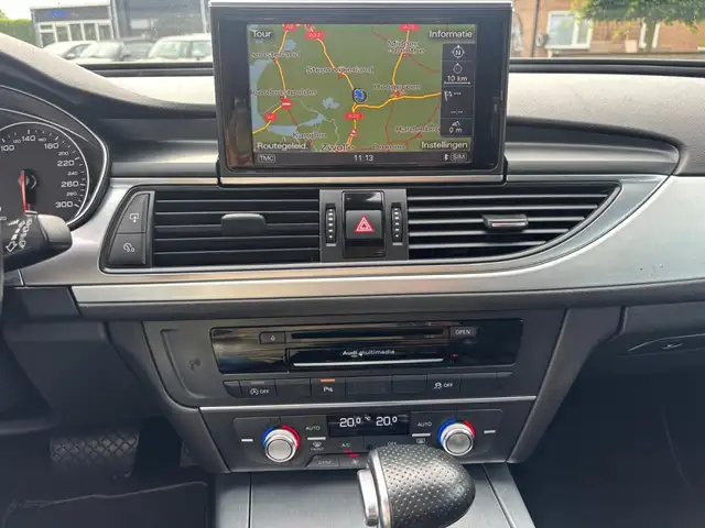 Audi A6 view 15