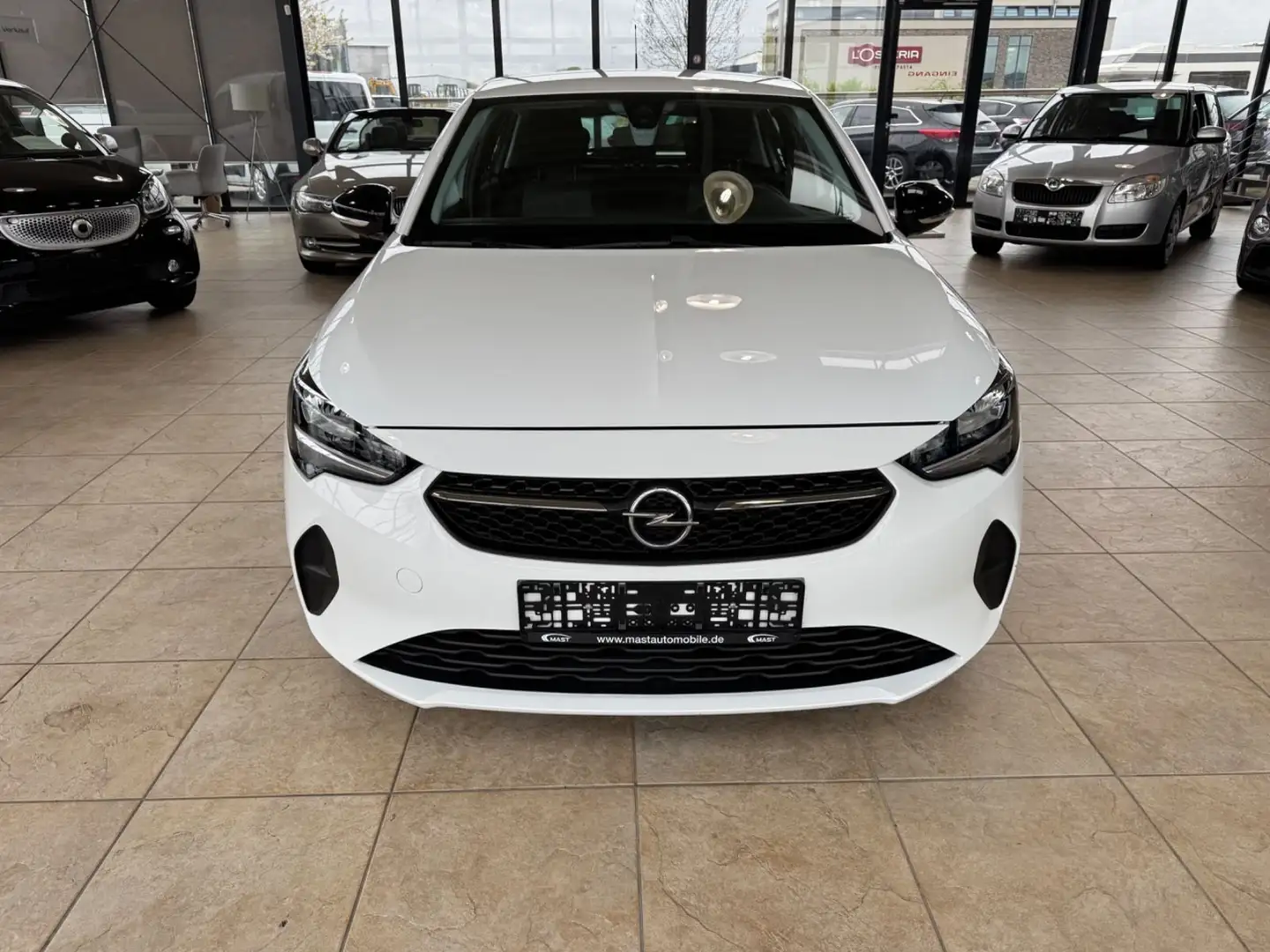 Opel Corsa F Blanc - 2