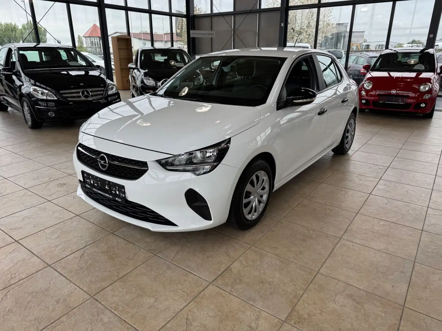 Opel Corsa F Blanc - 1