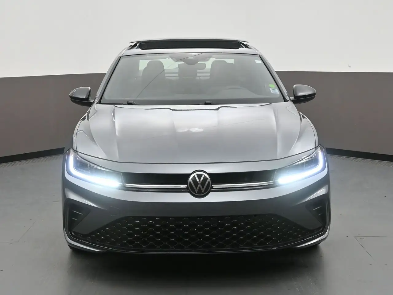 Volkswagen Jetta снимка Volkswagen Jetta