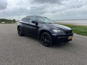 X6 M 4.4i
