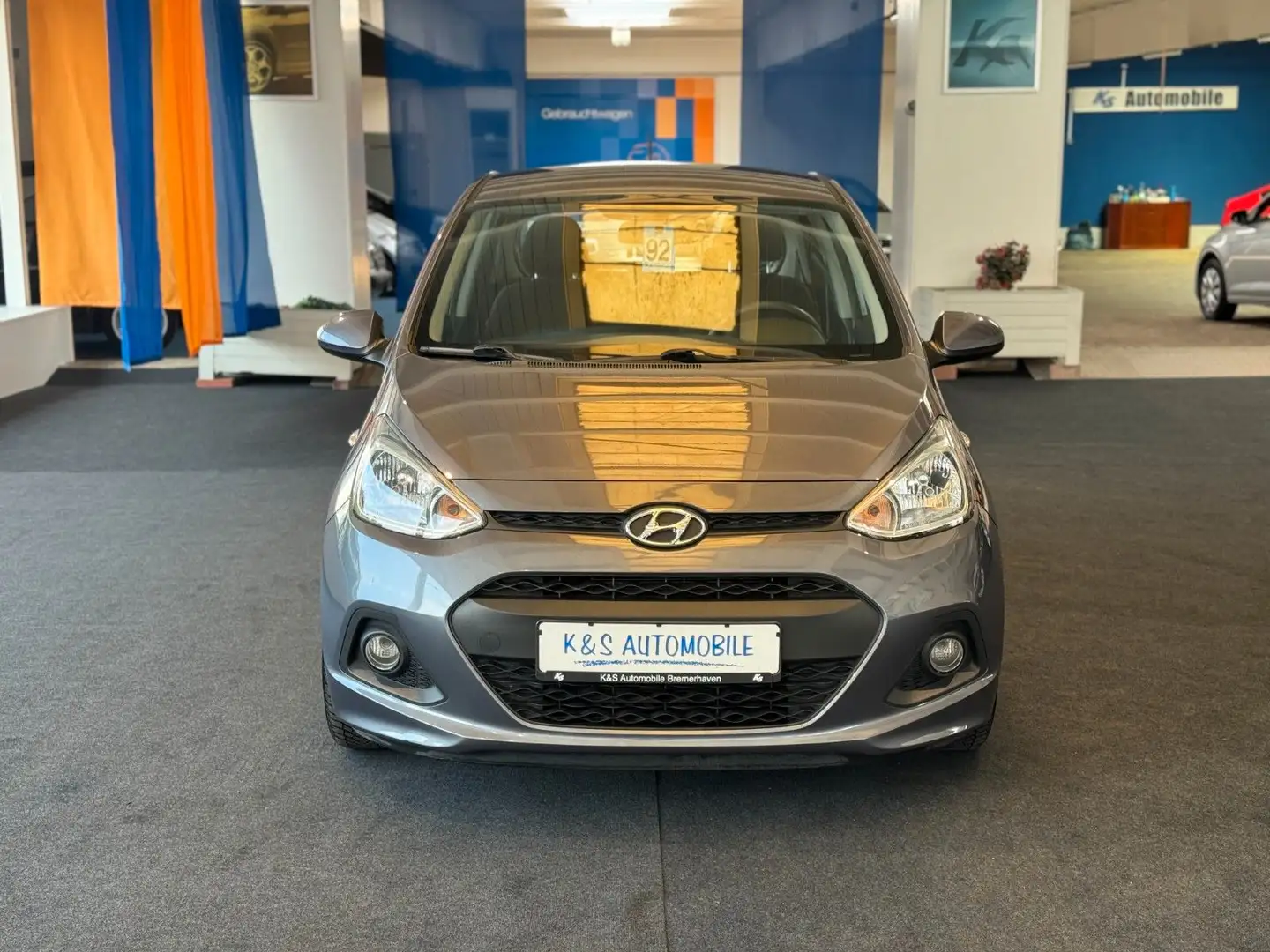 Hyundai i10 Classic*AUTOMATIK*KLIMA*AHK* Grau - 2
