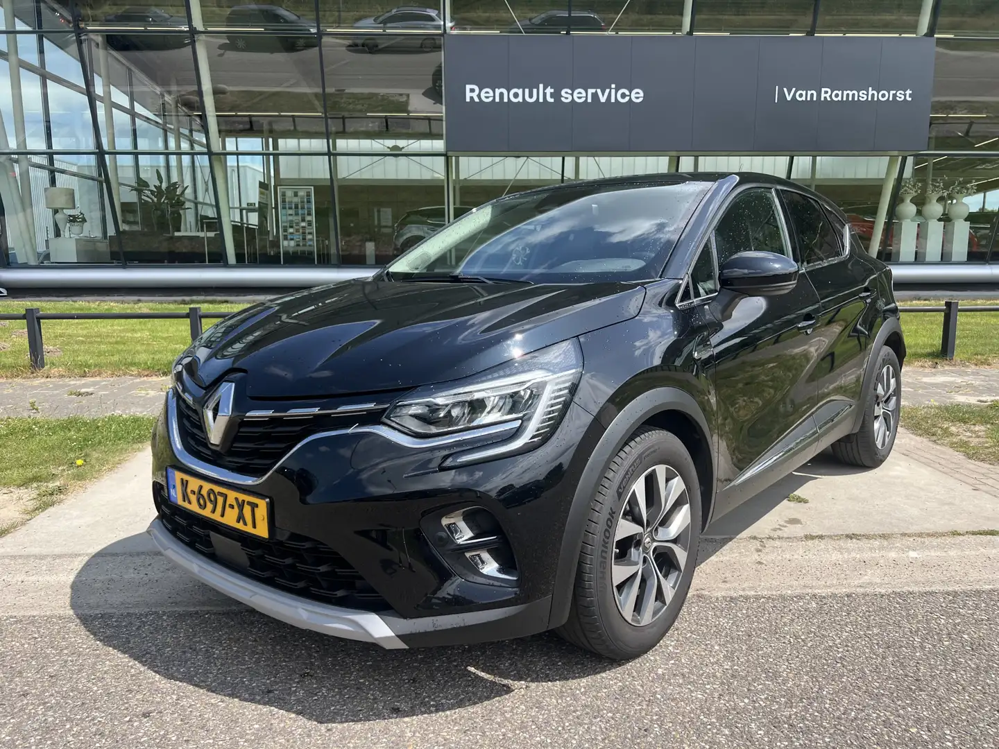 Renault Captur 1.0 TCe 100 Bi-Fuel Intens / Keyless / Bose / Voor Zwart - 1