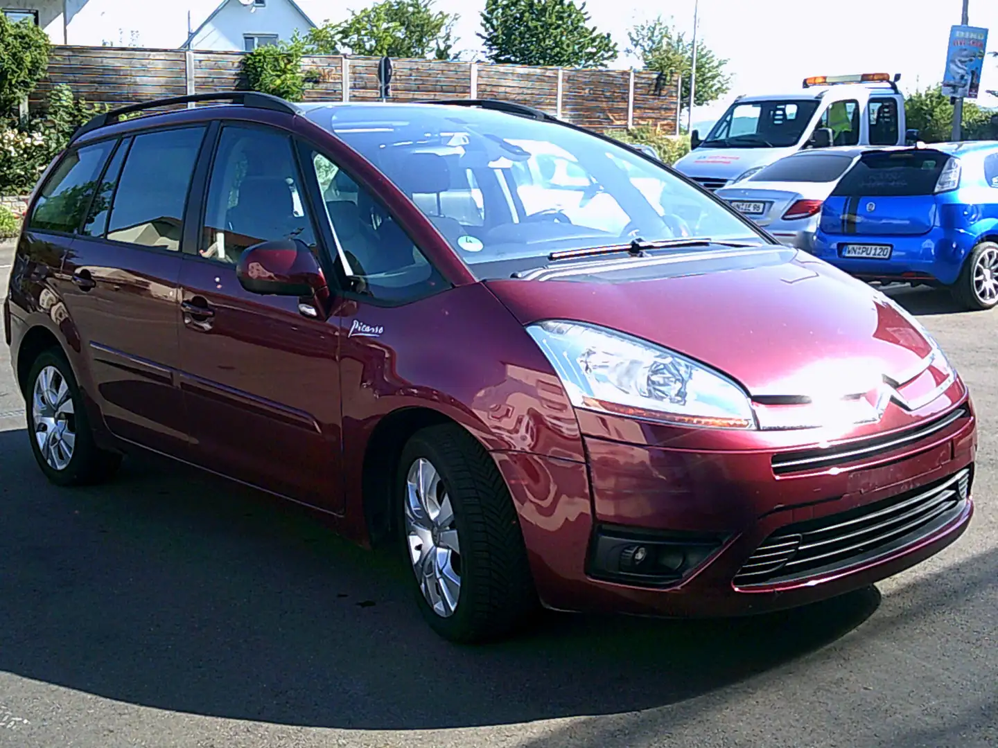 Citroen Grand C4 Picasso Tendance Rouge - 2