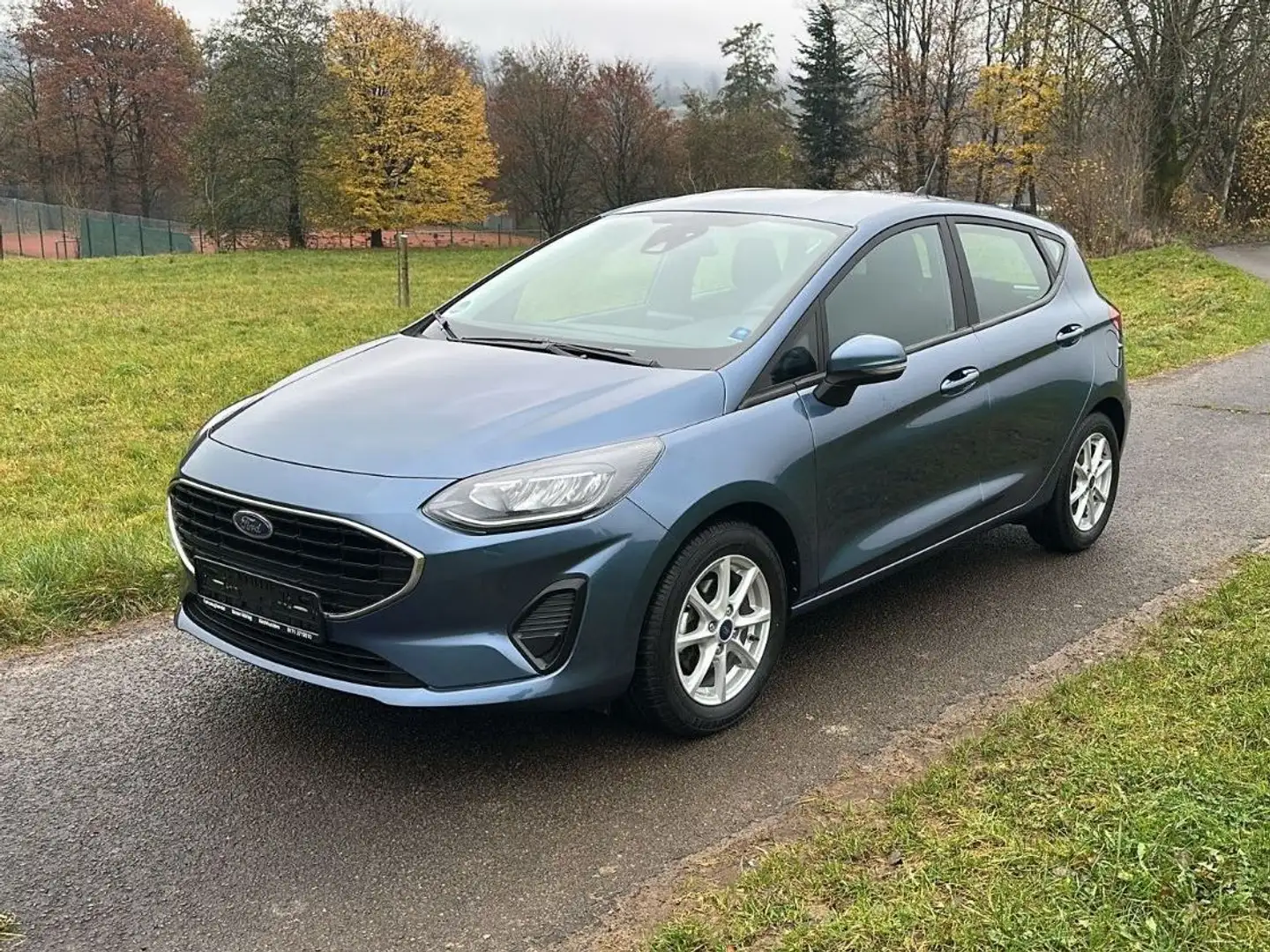 Ford Fiesta Cool & Connect 1. Hand LED DAB Navi Blau - 1