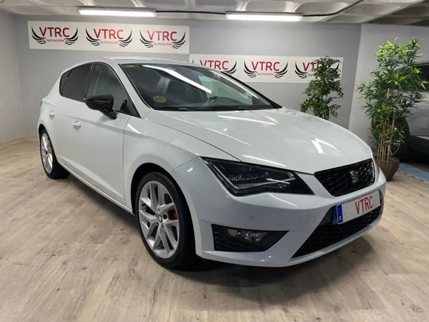 SEAT Leon 2.0 TDI CR 150 CV Start&Stop FR DSG 6 vel. Blanco - 1