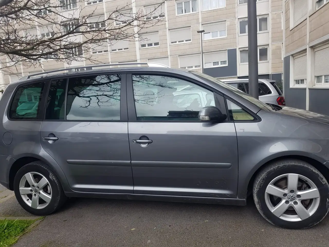 Volkswagen Touran 2.0 16S TDI 140 Sportline DSG 5 pl