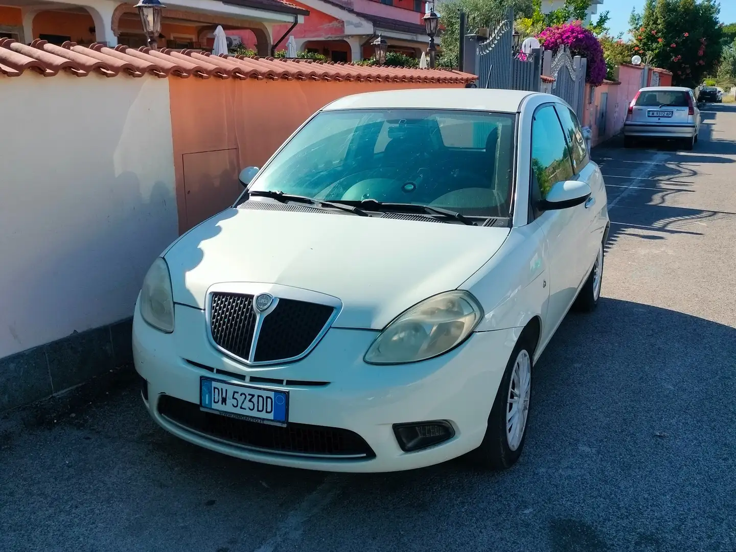 Lancia Ypsilon Ypsilon II 2007 1.4 8v Argento ecochic Gpl Bianco - 1