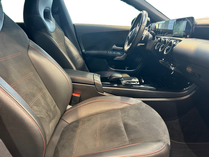 Mercedes-Benz CLA 250 e Coupe AMG AMG+MBUX+Night+LED+Navi+AUT — photo 11