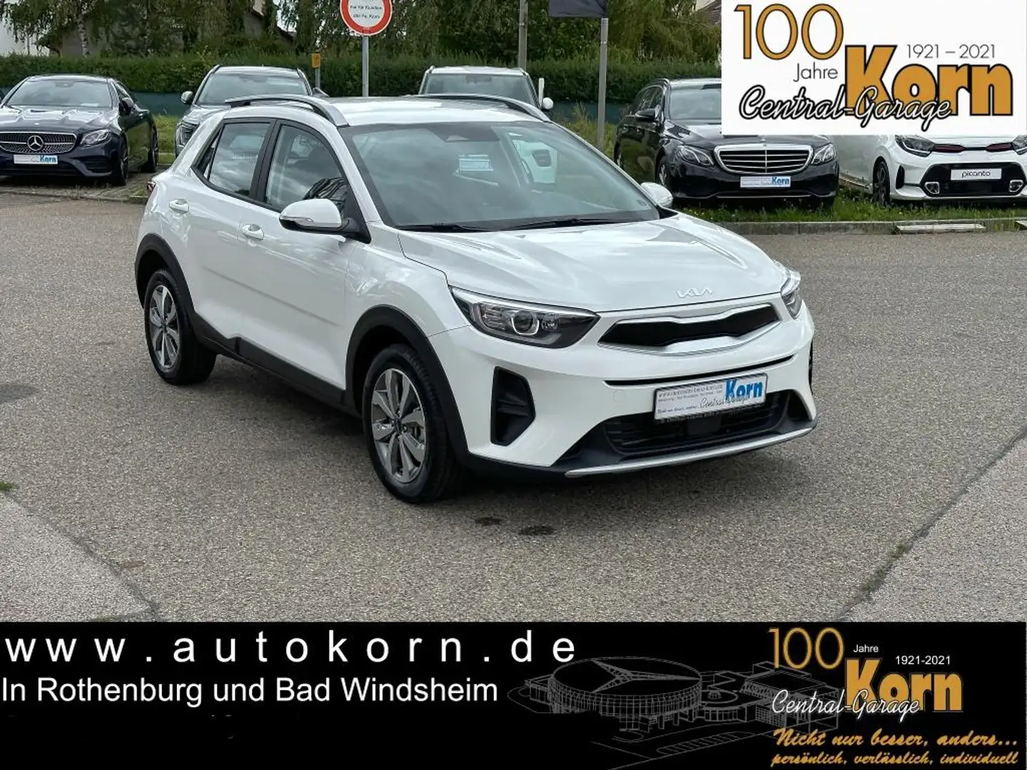 Kia Stonic 1.0 T Vision Navi Kam PDC SitzLenkH Weiß - 2