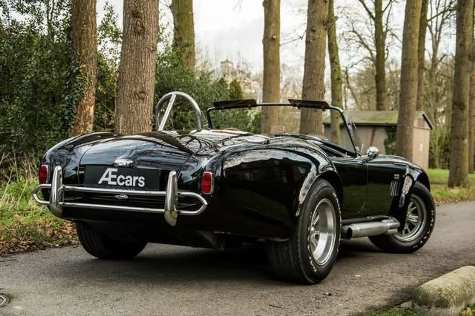 AC Cobra SUPERFORMANCE III - 427 / 700 HP / V8 / 4 SPEED Negro - 2