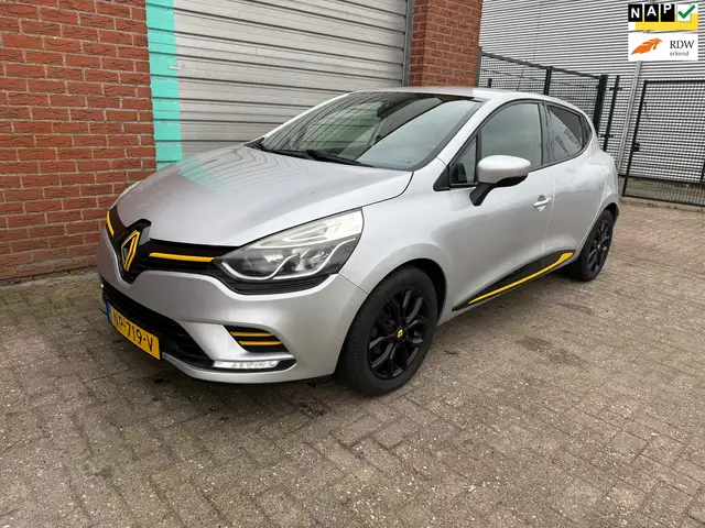 Renault Clio 0.9 TCe Zen NAV.+ Airco Bj:2017 NAP!