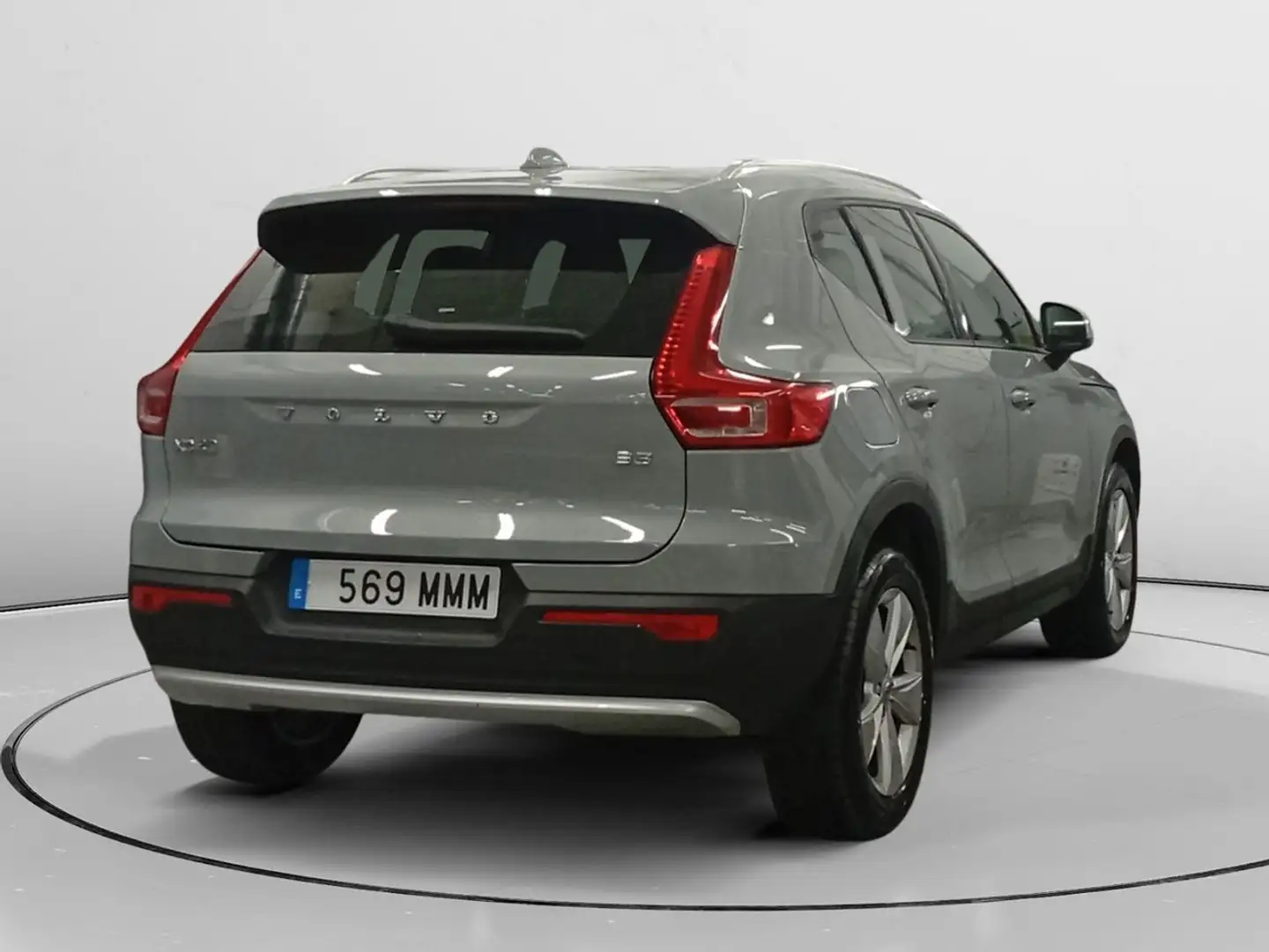 Volvo XC40 2.0 B3 2WD Core Gris - 2