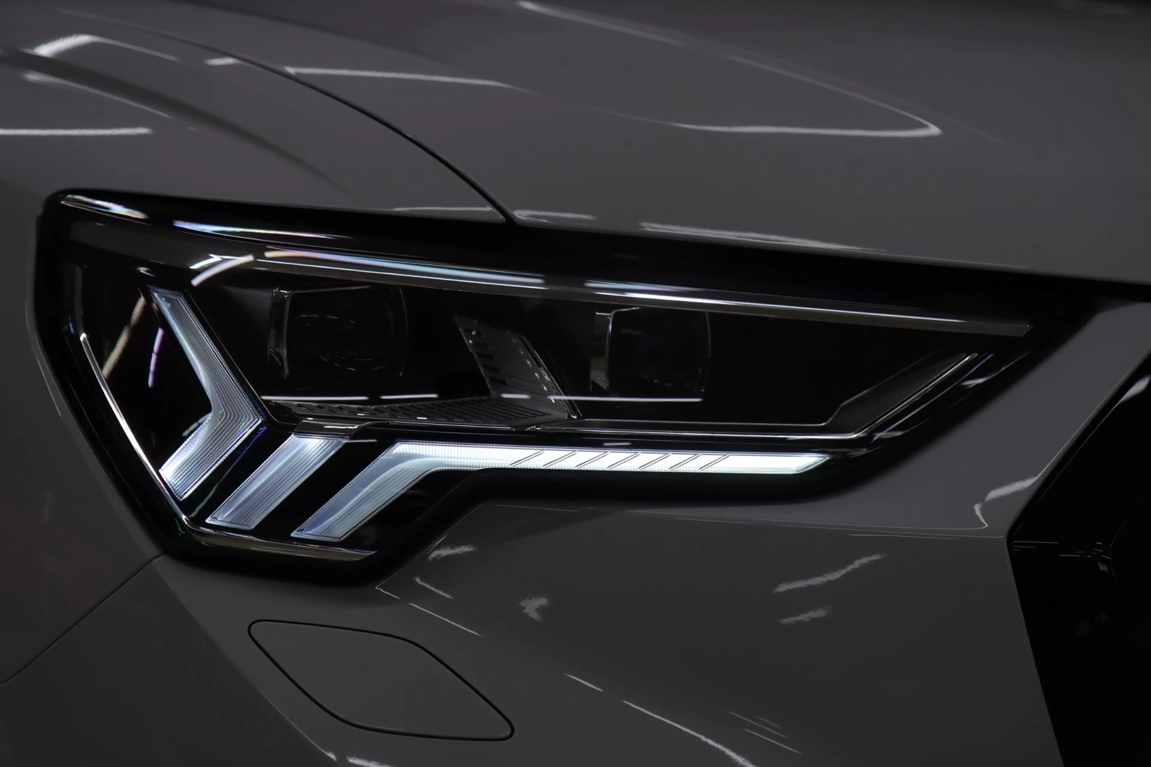 Audi Q3 Sportback 45 TFSI e S Edition 3X S-Line /PANO/KEYL — photo 35