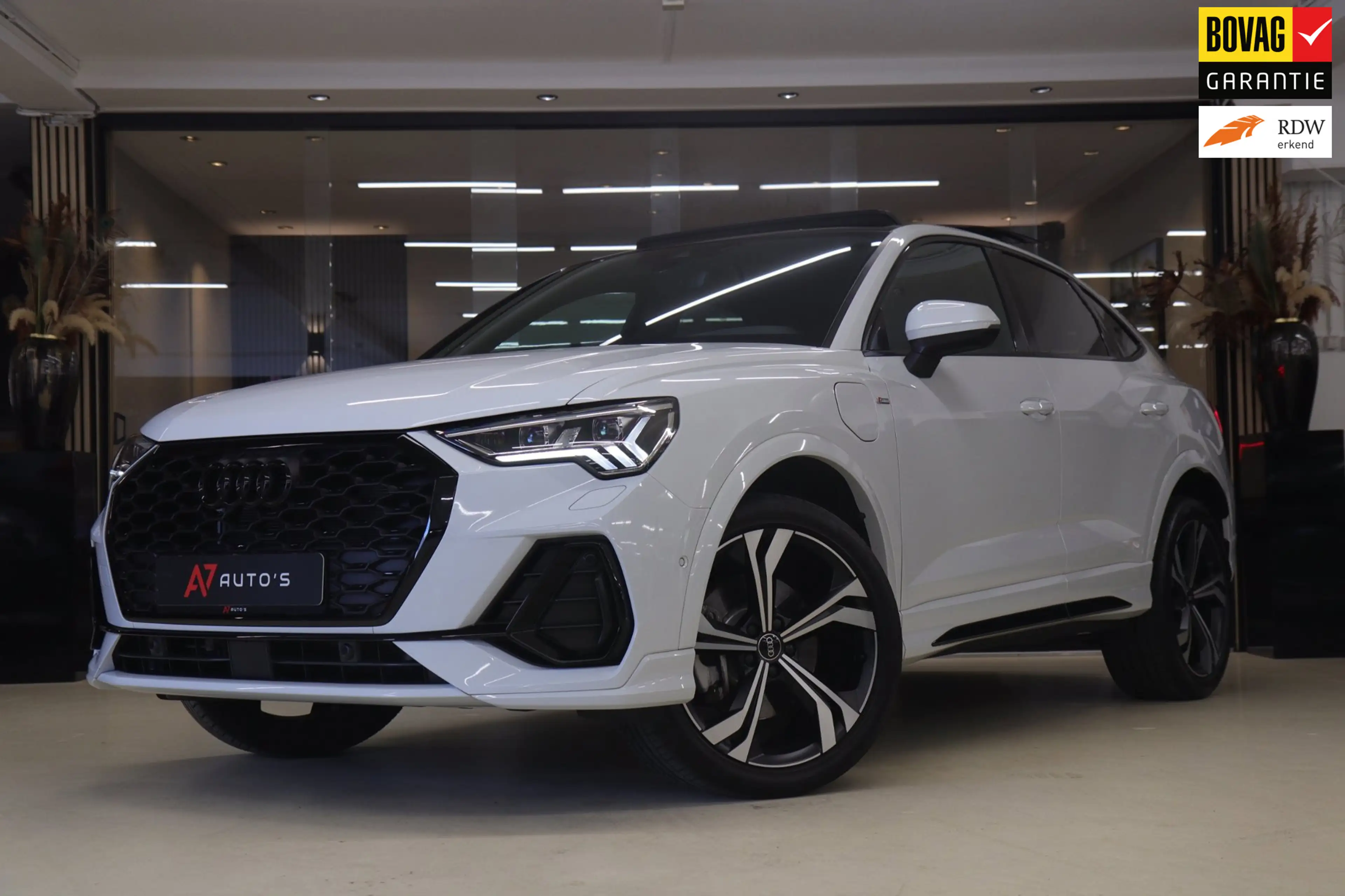 Audi Q3 Sportback 45 TFSI e S Edition 3X S-Line /PANO/KEYL