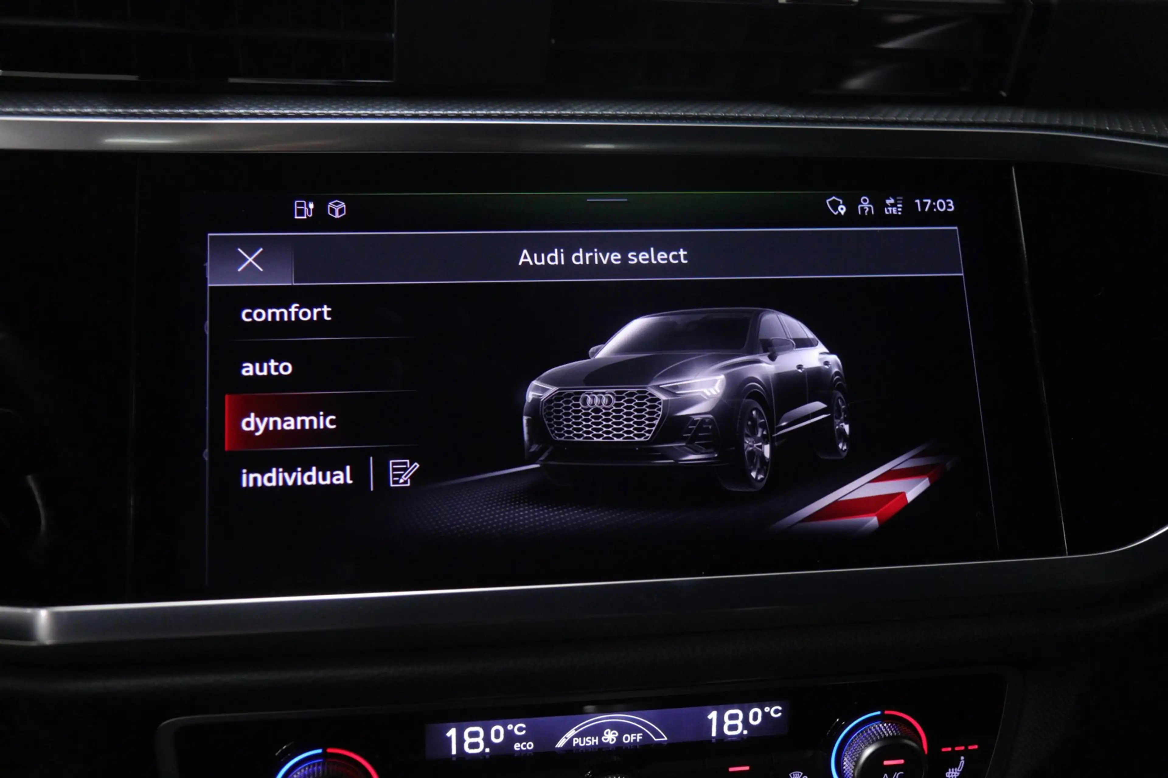 Audi Q3 Sportback 45 TFSI e S Edition 3X S-Line /PANO/KEYL — photo 47