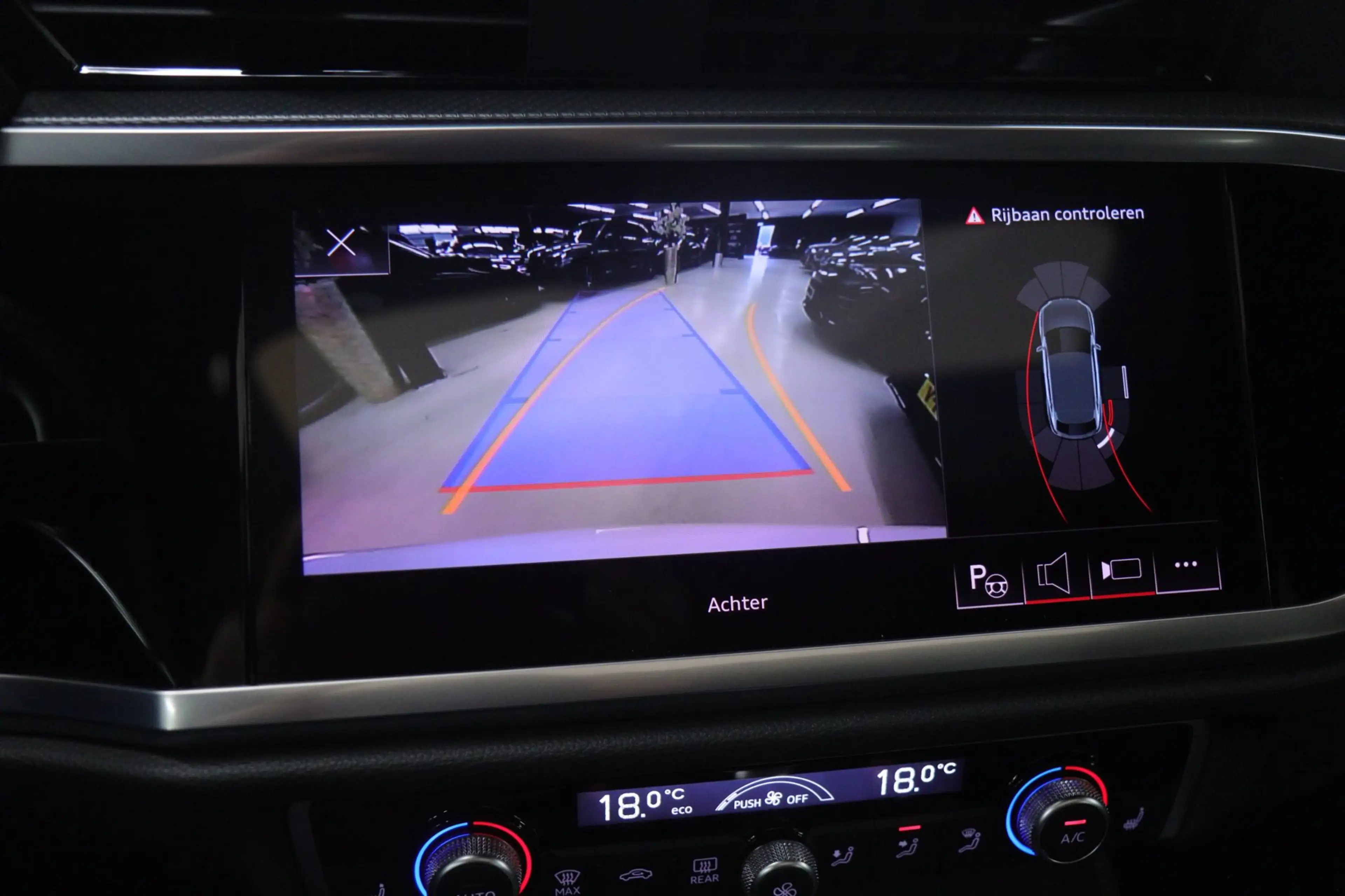 Audi Q3 Sportback 45 TFSI e S Edition 3X S-Line /PANO/KEYL — photo 39