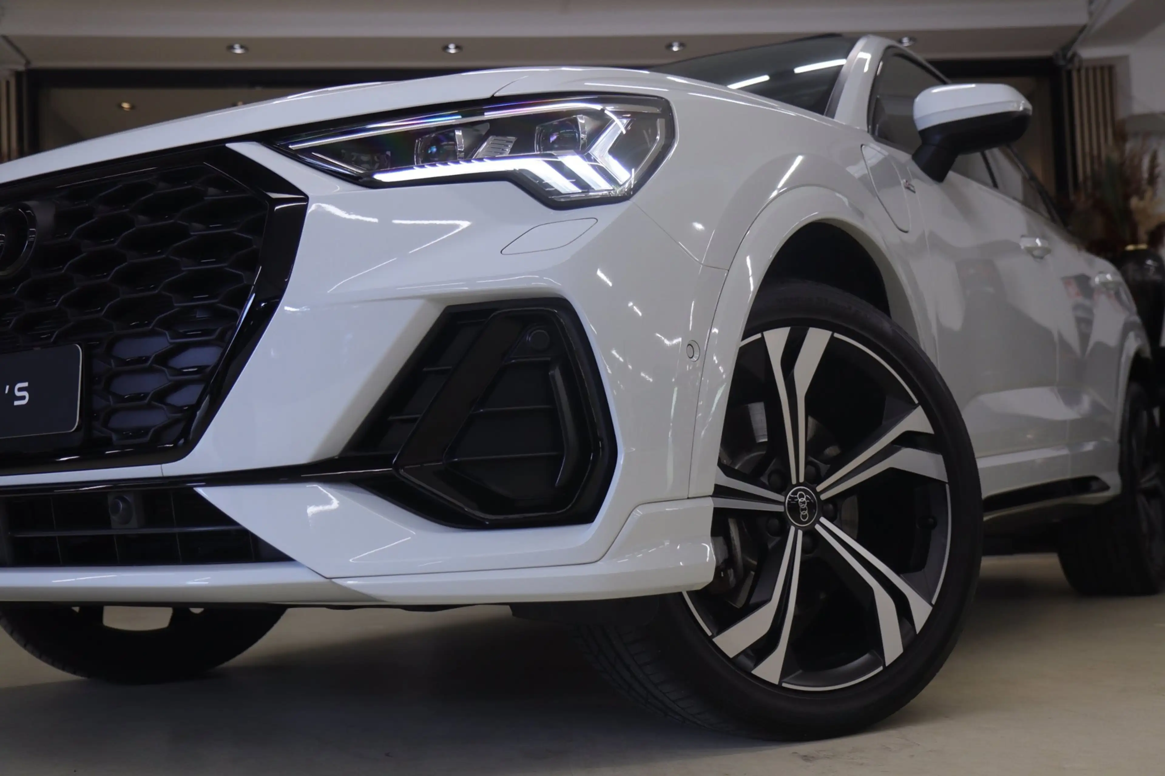 Audi Q3 Sportback 45 TFSI e S Edition 3X S-Line /PANO/KEYL — photo 15