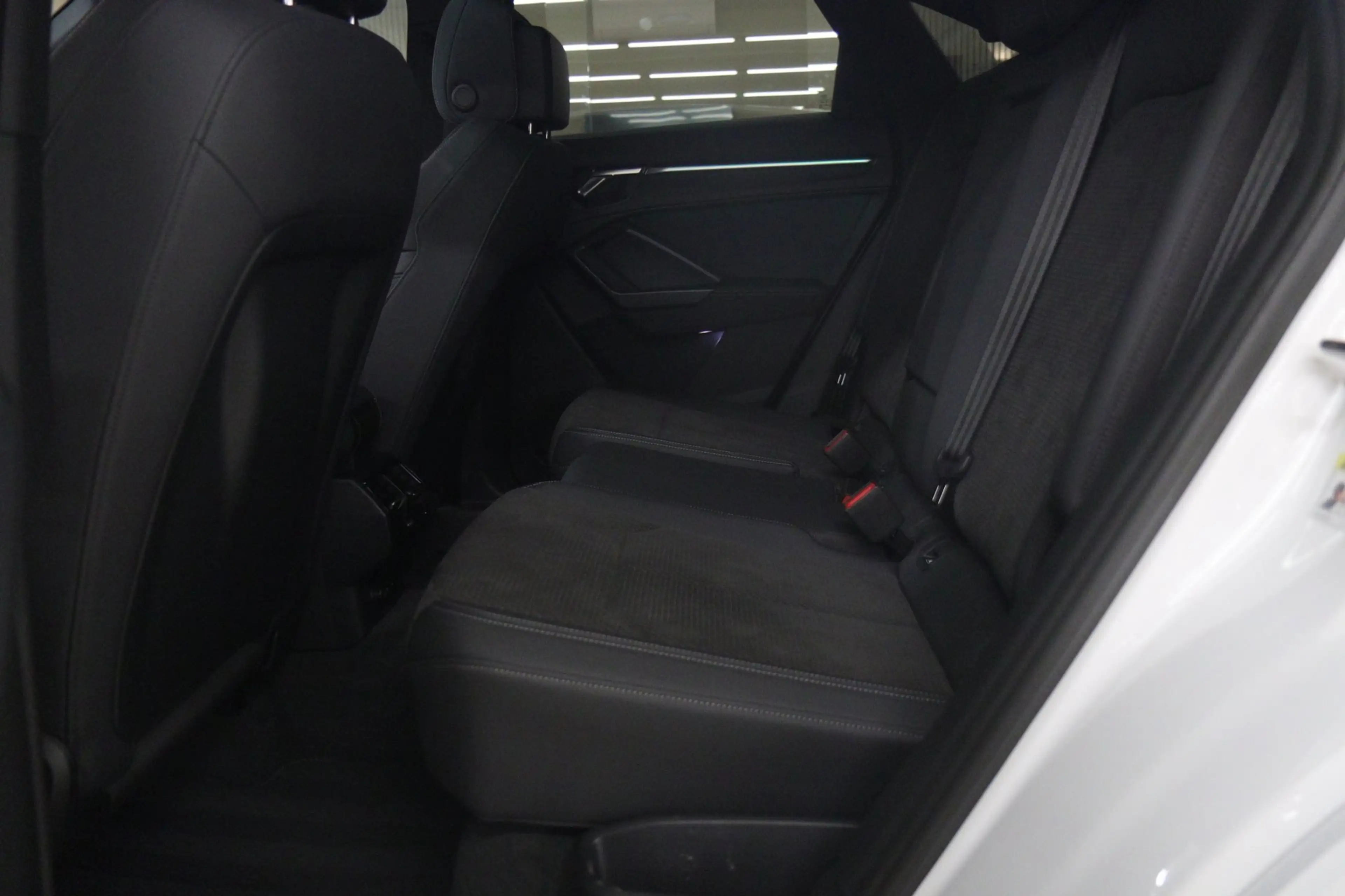 Audi Q3 Sportback 45 TFSI e S Edition 3X S-Line /PANO/KEYL — photo 14