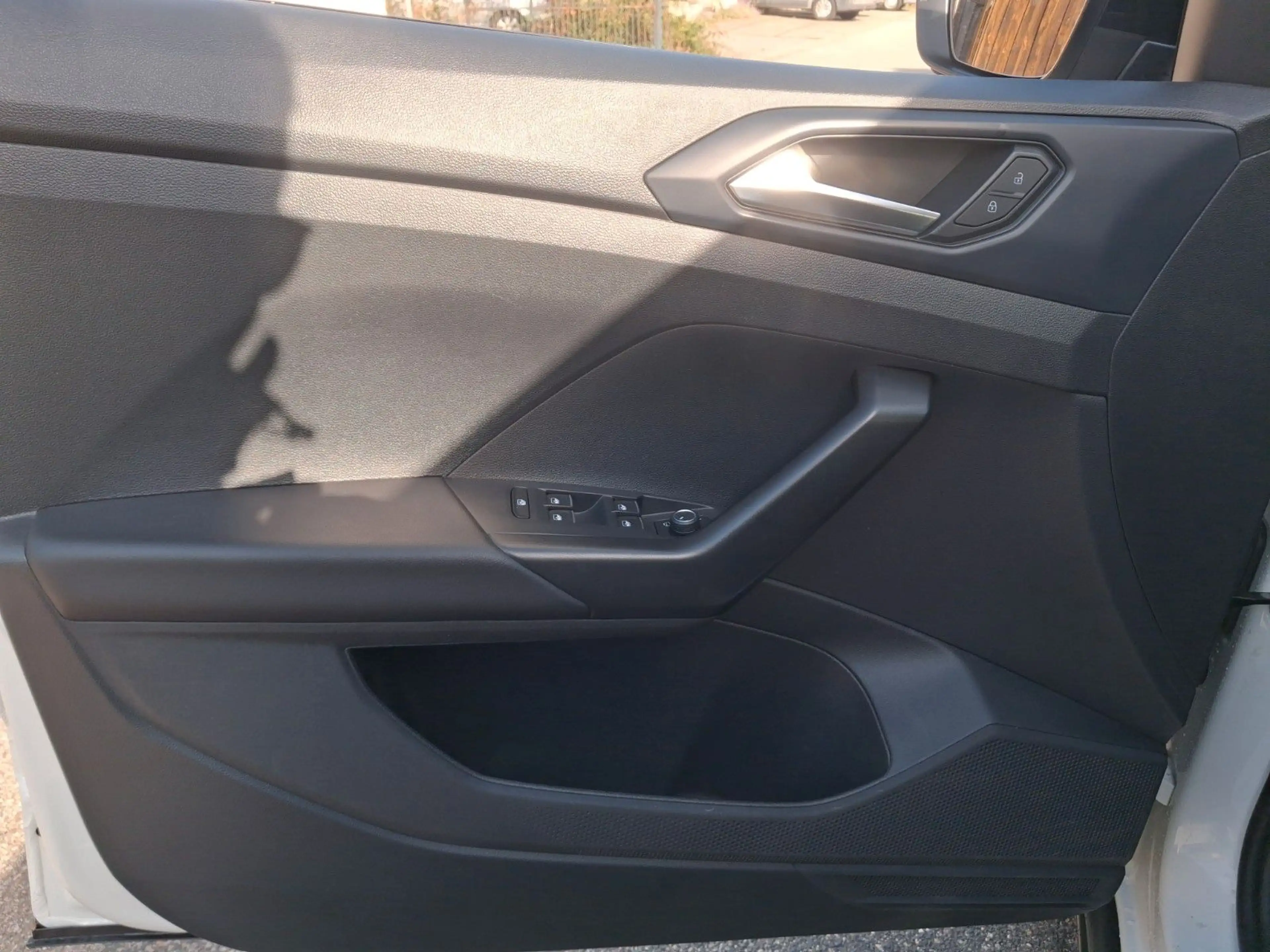 Volkswagen T-Cross 1.5 TSI DSG Style AHK+LED+KAMERA+ACC — photo 22