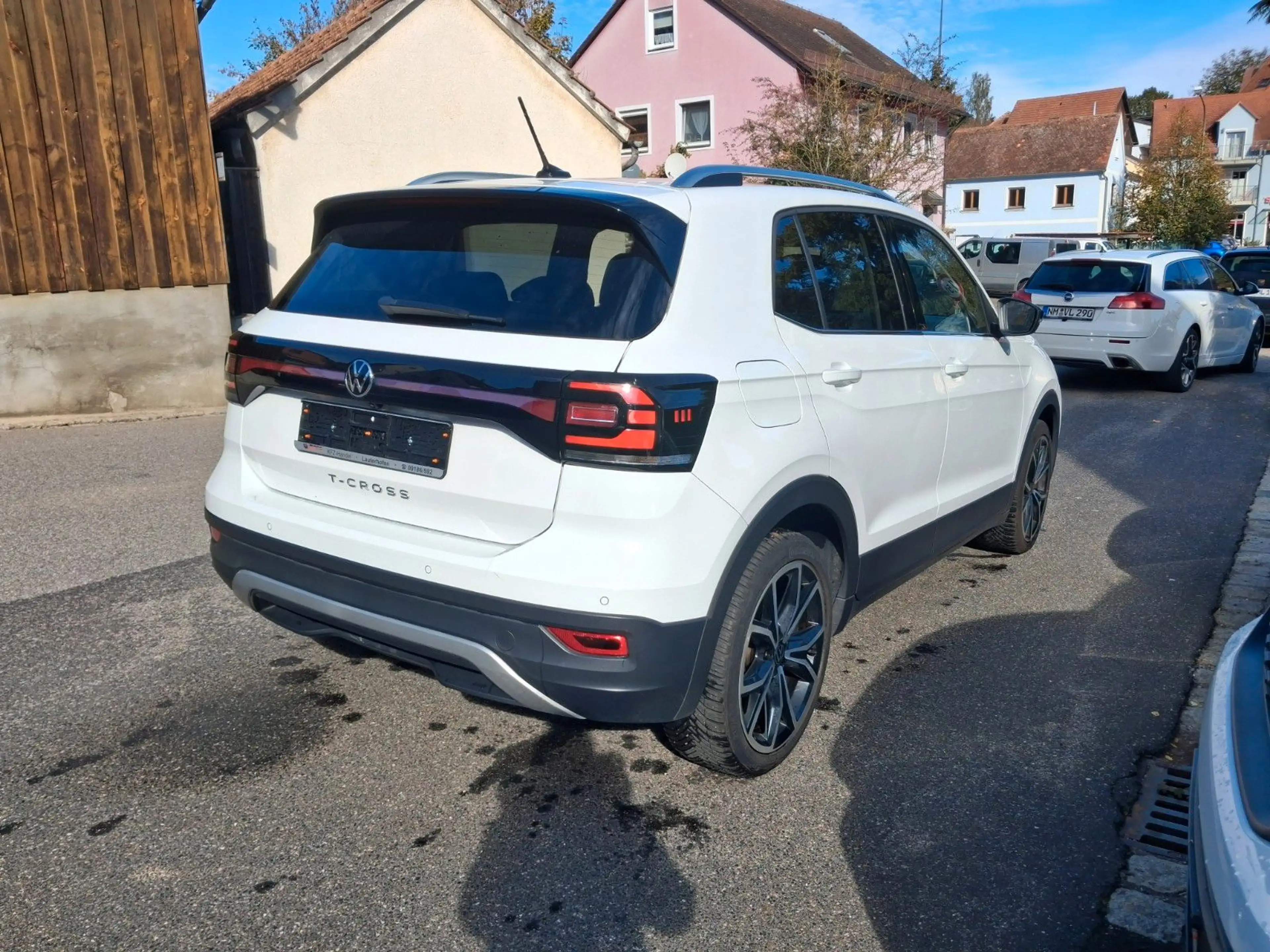 Volkswagen T-Cross 1.5 TSI DSG Style AHK+LED+KAMERA+ACC — photo 4