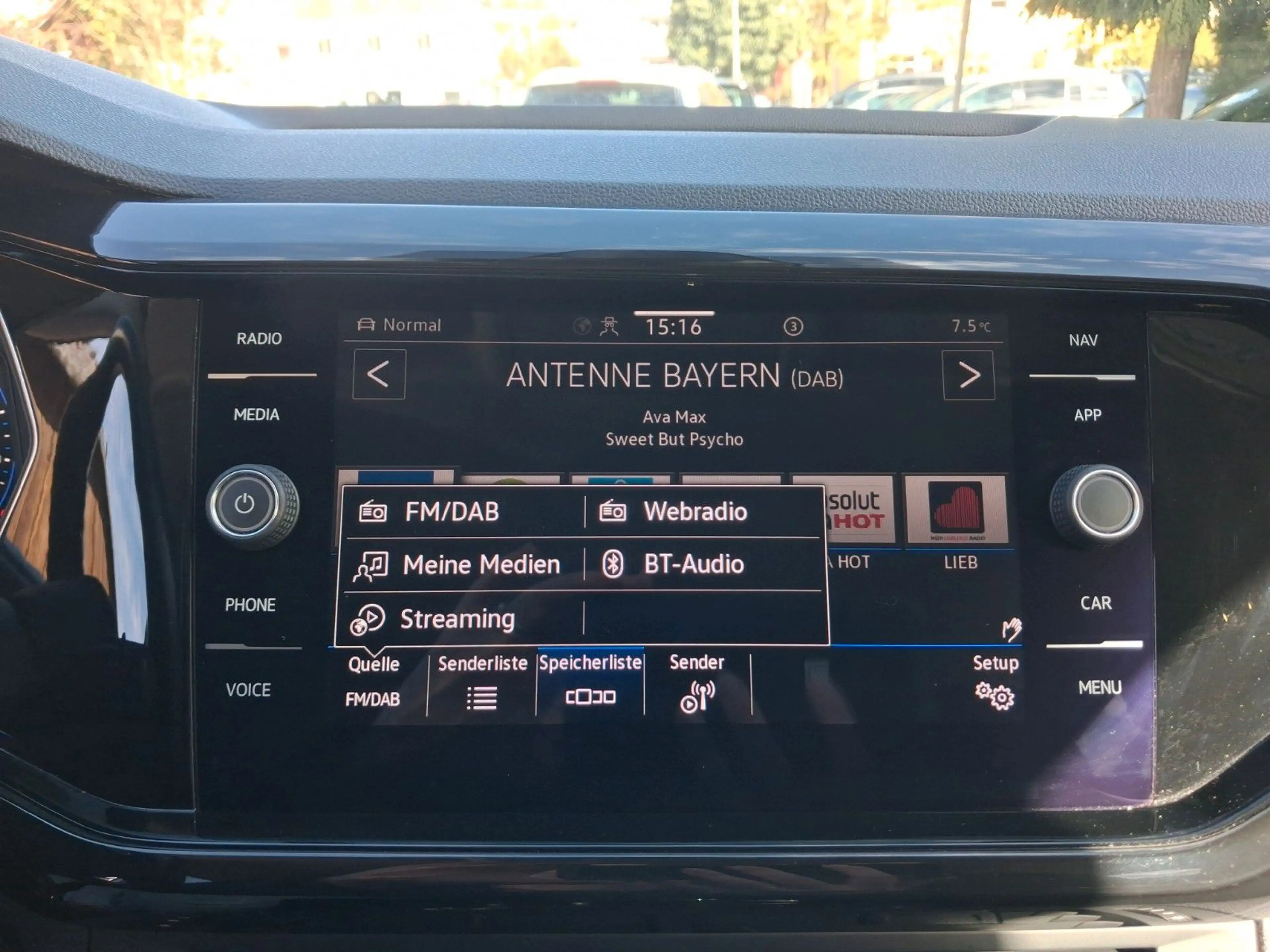 Volkswagen T-Cross 1.5 TSI DSG Style AHK+LED+KAMERA+ACC — photo 13