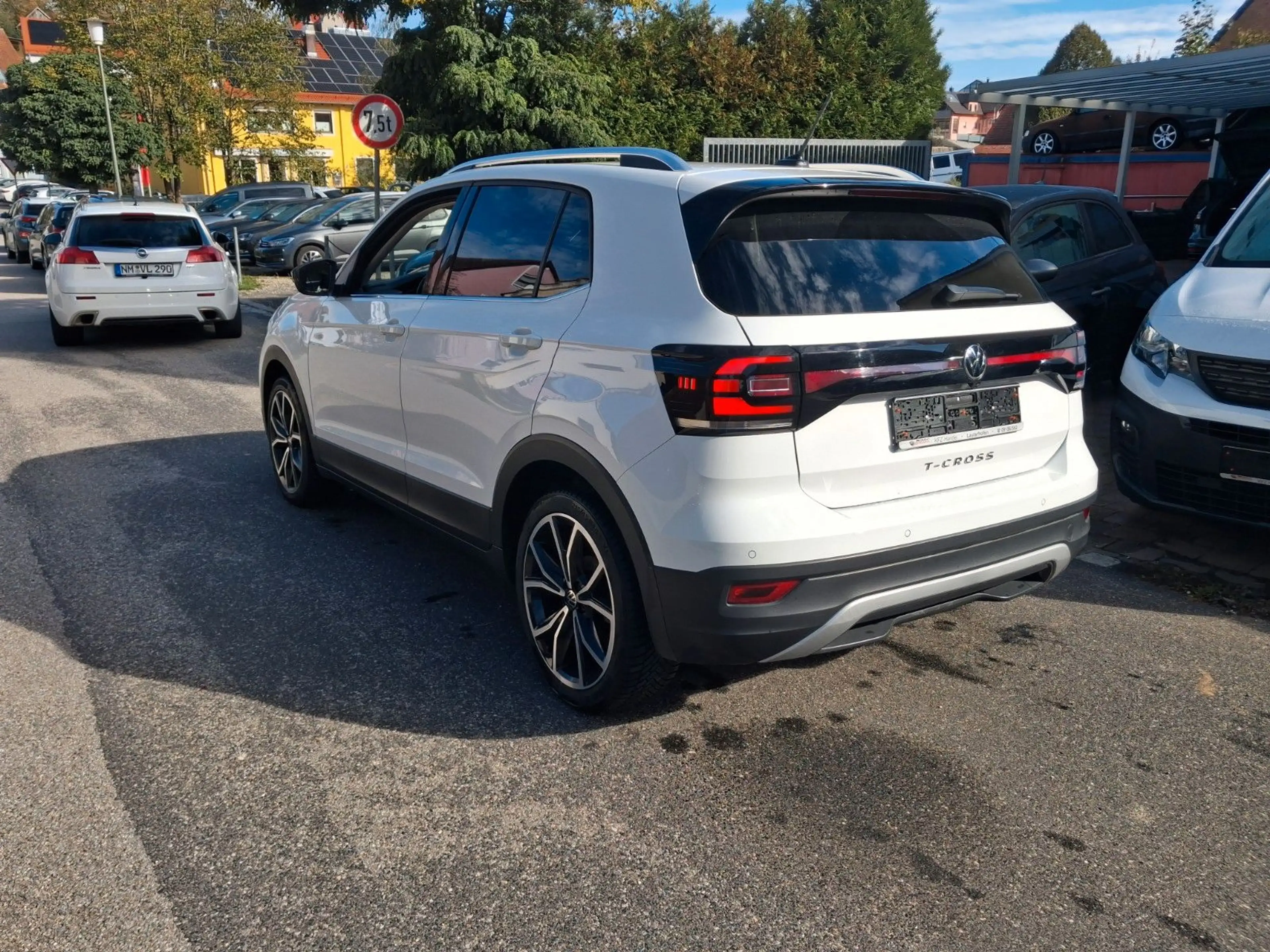 Volkswagen T-Cross 1.5 TSI DSG Style AHK+LED+KAMERA+ACC — photo 5