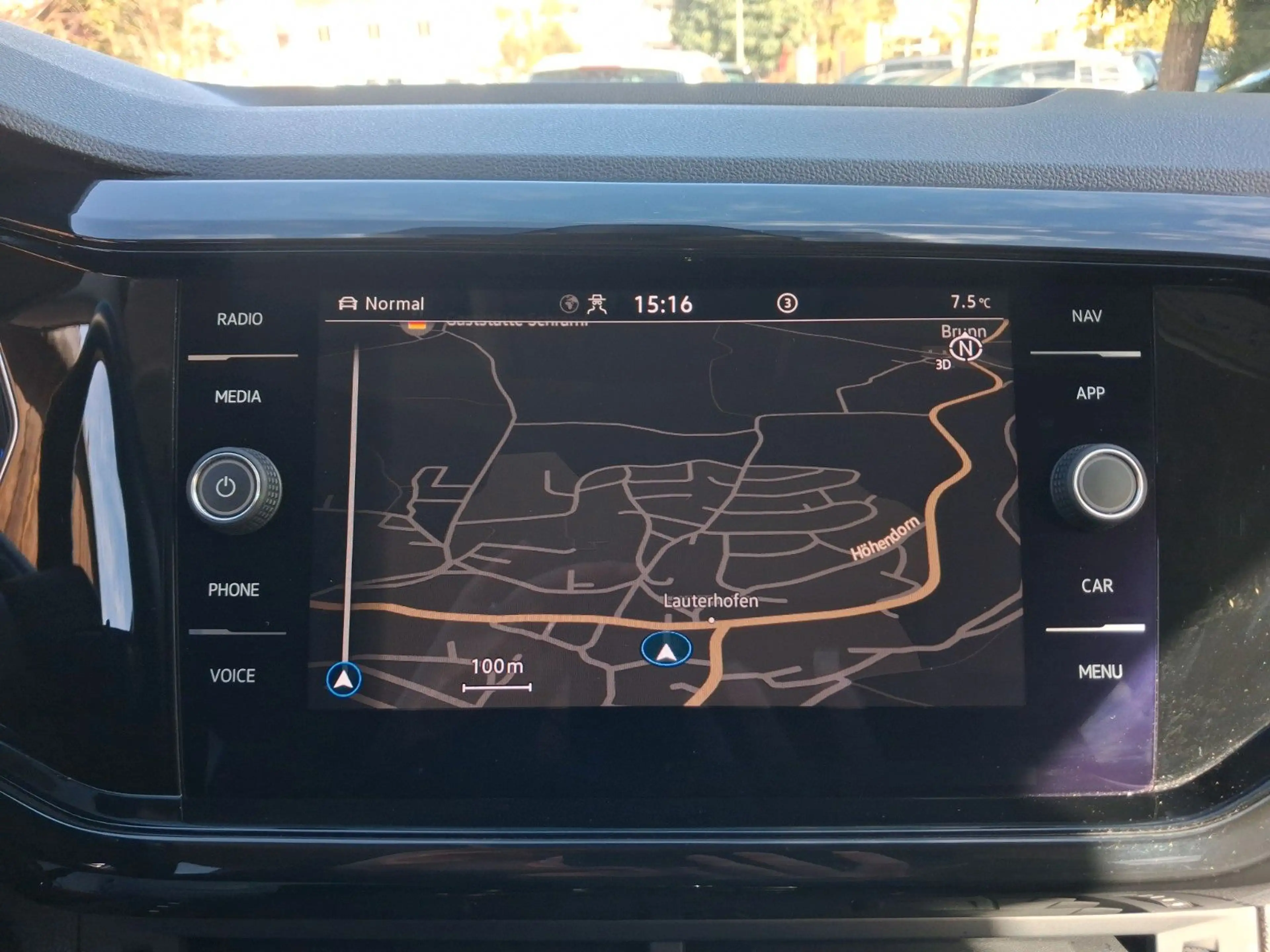 Volkswagen T-Cross 1.5 TSI DSG Style AHK+LED+KAMERA+ACC — photo 12