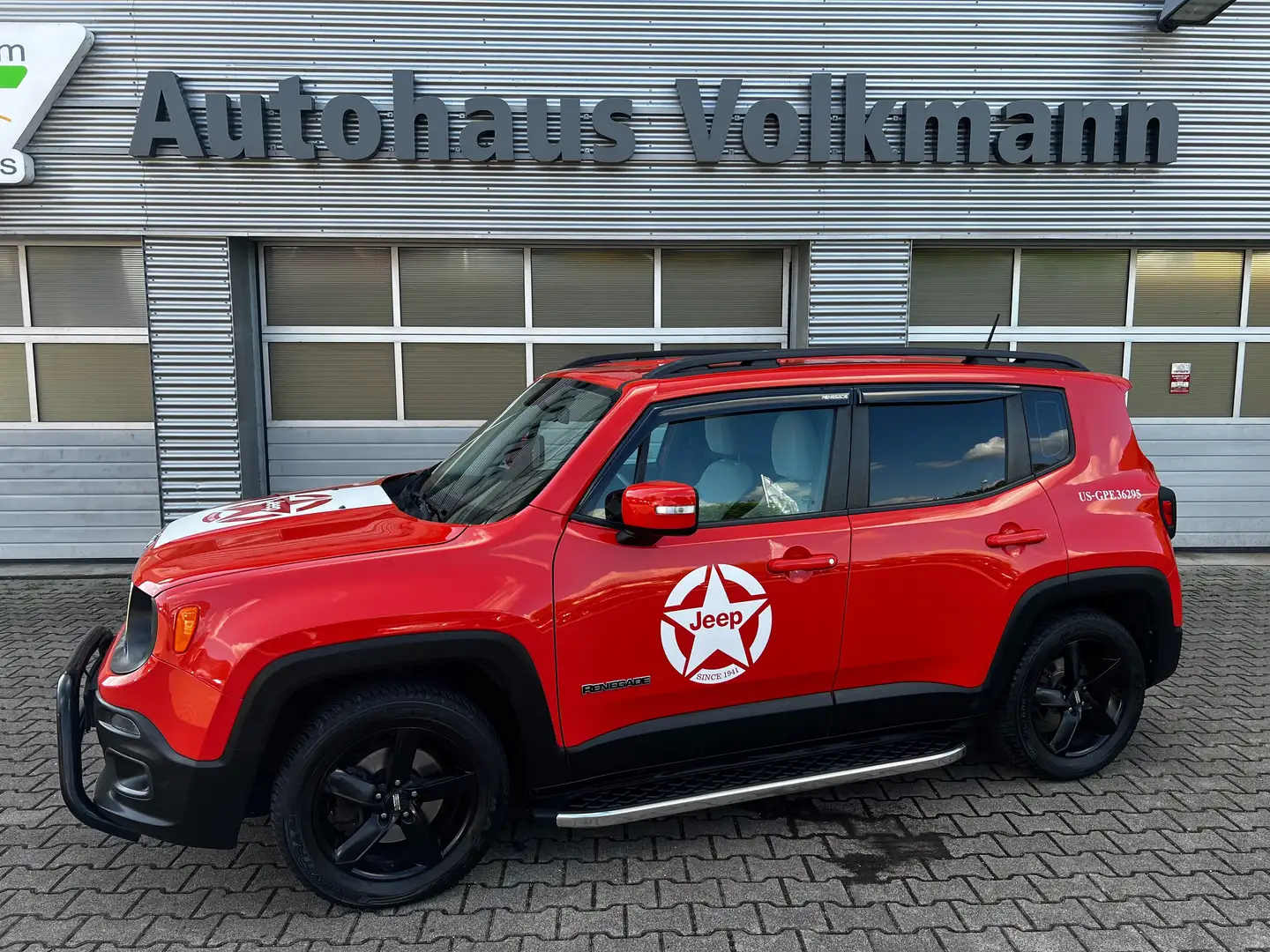 Jeep Renegade Longitude AHK Tempomat Navi Trittbretter Orange - 1