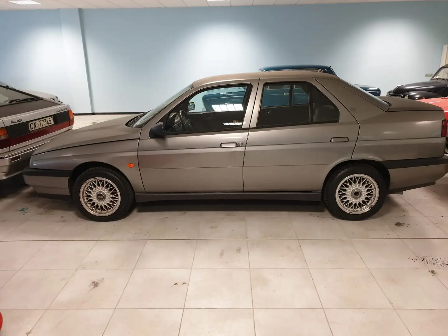 Alfa Romeo 155 155 1.8 ts L cat. Сірий - 2