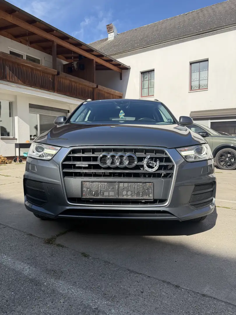 Audi Q3 2,0 TDI Sport quattro - 1