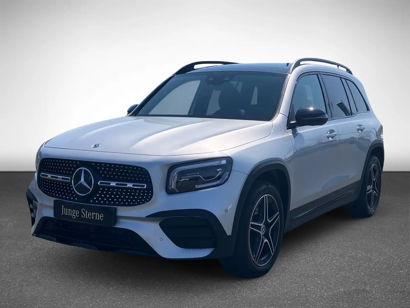 Mercedes-Benz GLB 250 4MATIC Distr Navi Pano AUT Wide Cam AHK Silber - 2