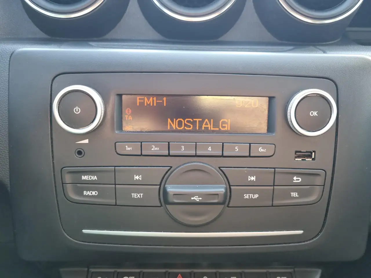 Dacia Duster — photo 18