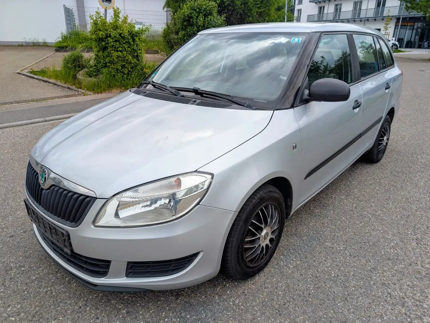 Skoda Fabia 1.6TDI Combi Active TÜV 05.2027 Zilver - 1
