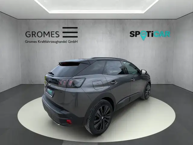 Peugeot 3008 view 3