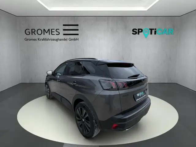 Peugeot 3008 view 5