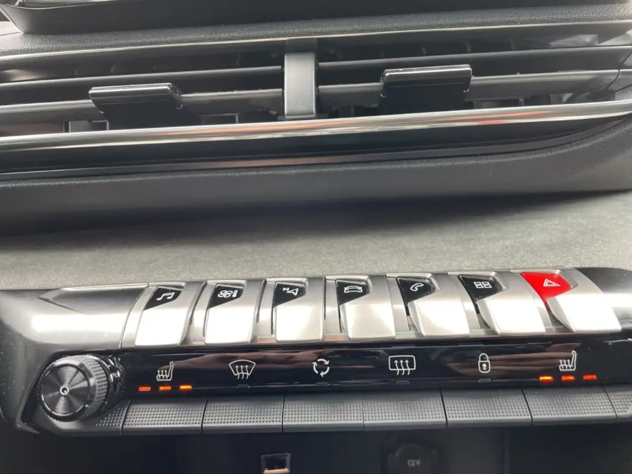 Peugeot 3008 GT PT 130 EAT8 PANO LED ACC Navi Digitales Cockpit, миниатюра 18