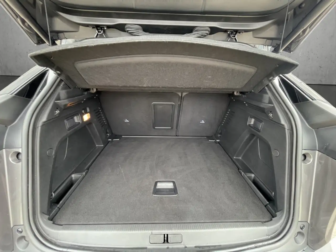 Peugeot 3008 GT PT 130 EAT8 PANO LED ACC Navi Digitales Cockpit, миниатюра 7