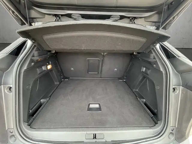 Peugeot 3008 view 7