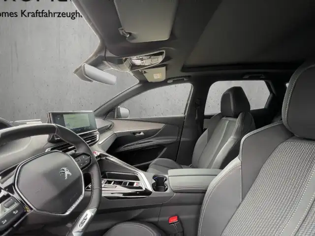Peugeot 3008 view 9