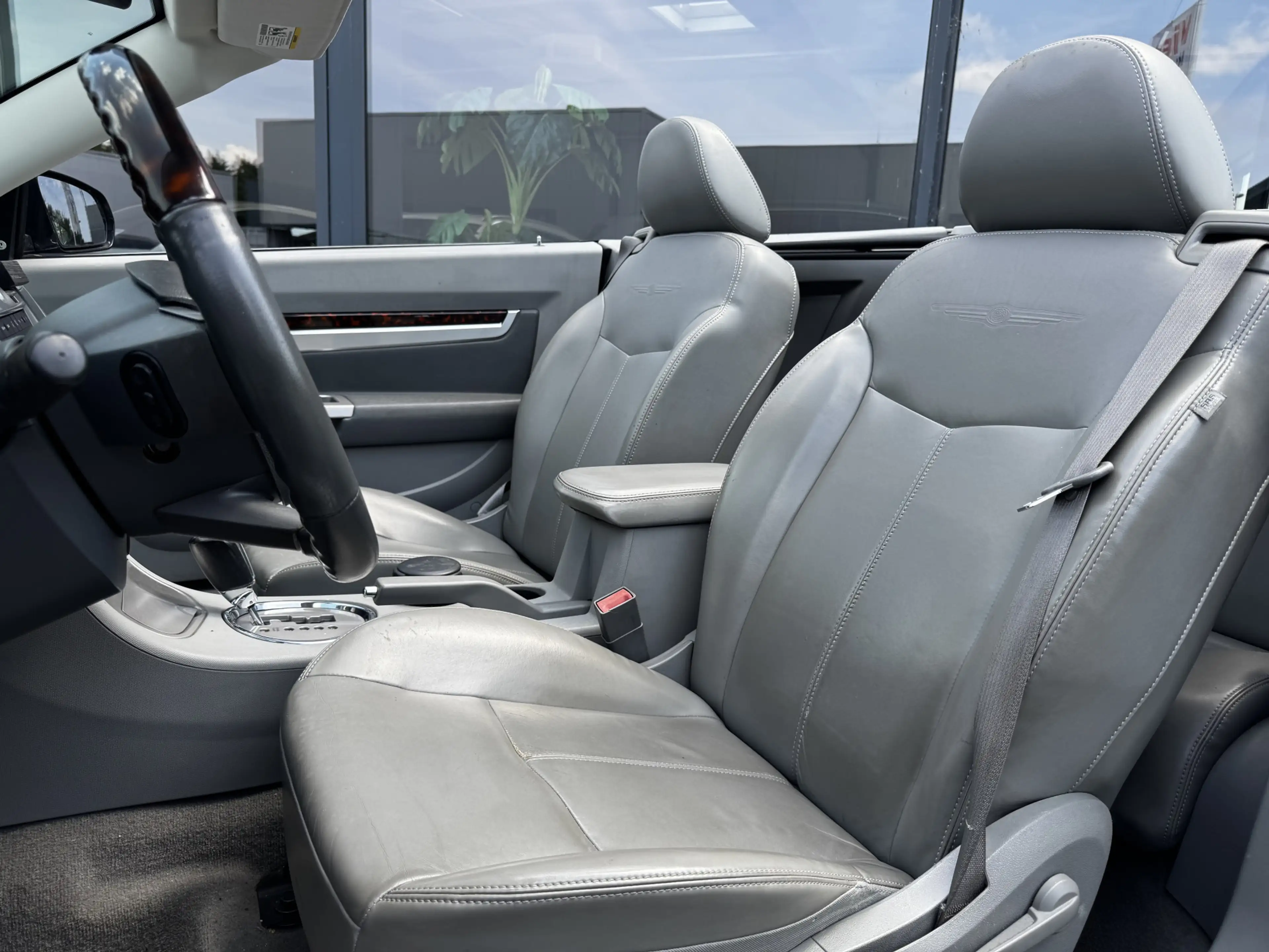 Chrysler Sebring Cabrio 2.7 Limited Business Edition — photo 12