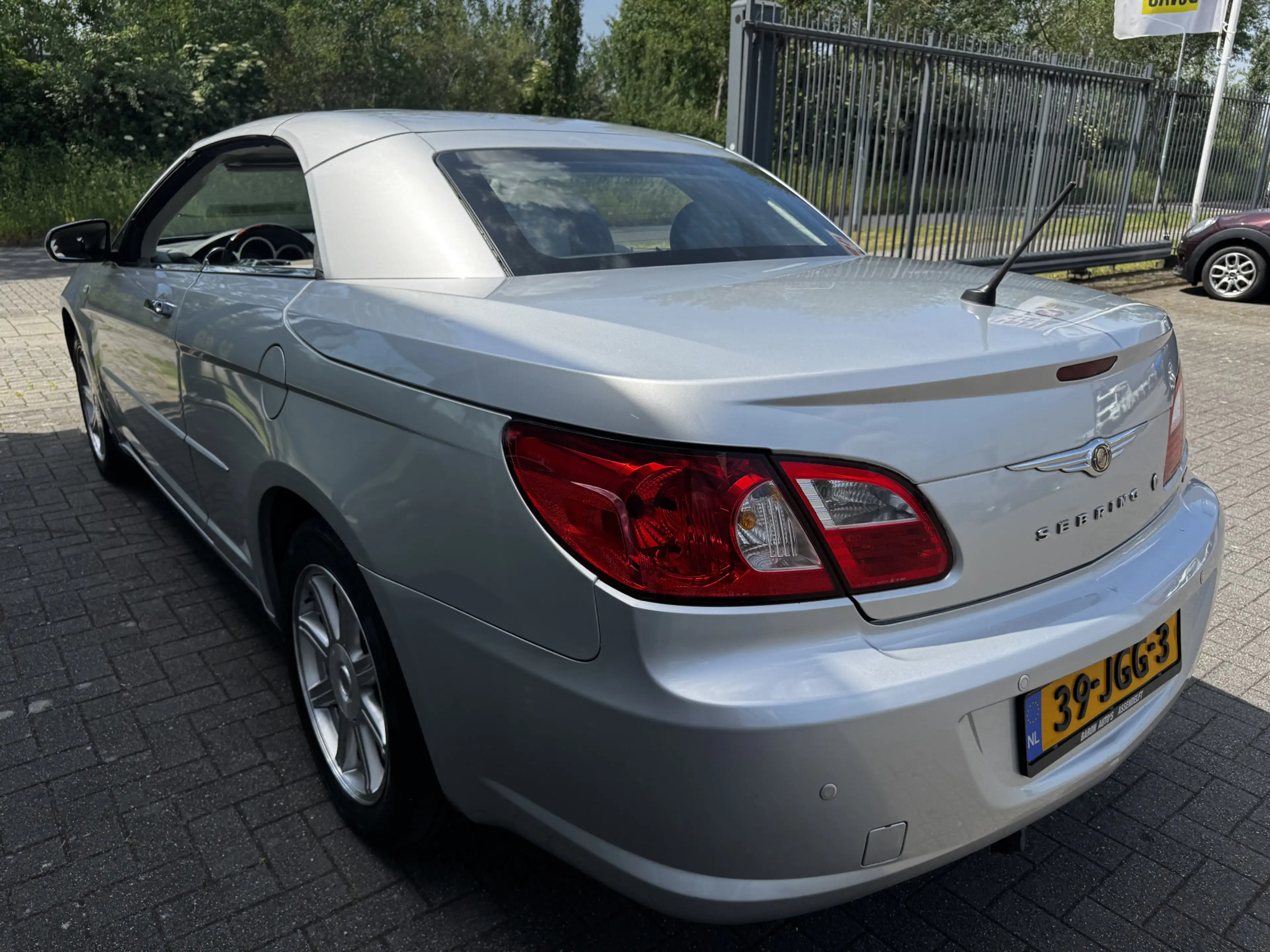 Chrysler Sebring Cabrio 2.7 Limited Business Edition — photo 18