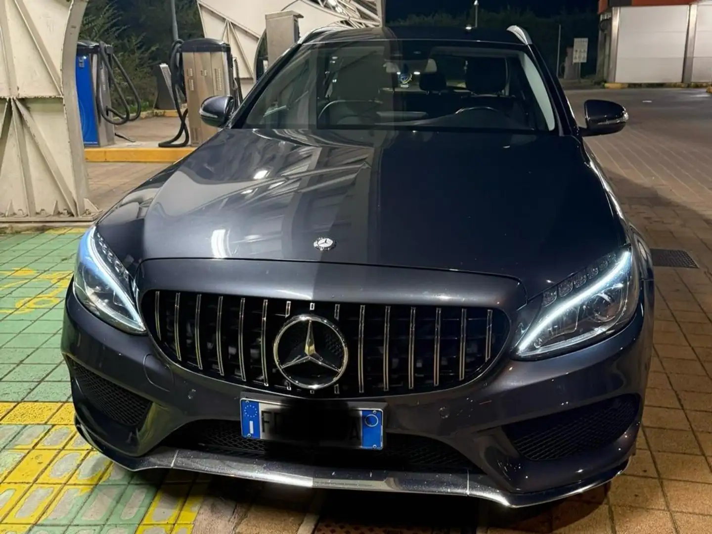 Mercedes-Benz C 220 Classe C-S205 2016 SW SW d  Premium Plus Grijs - 2