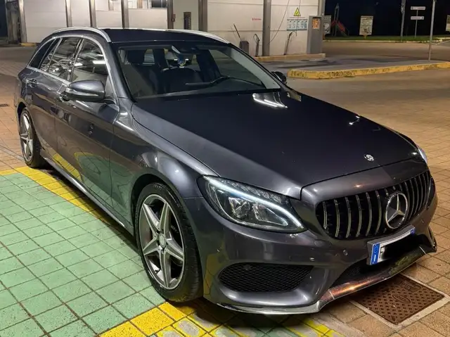 Mercedes-Benz C 220