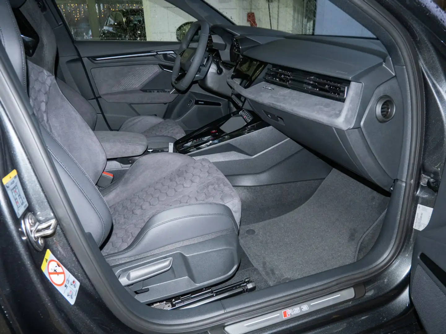 Audi RS3 Grau - 2