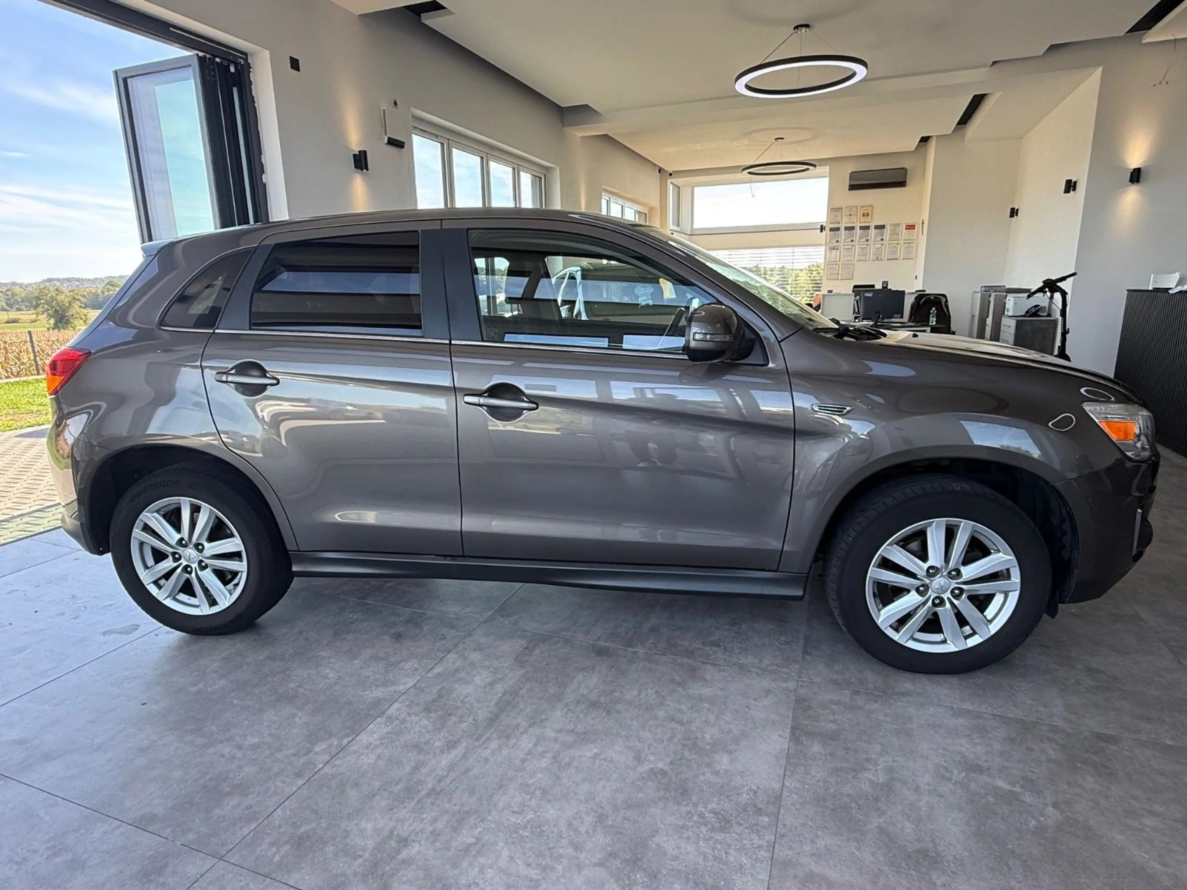 Mitsubishi ASX Edition ** TÜV NEU ** EURO 5 **TOP ZUSTAND** — photo 3
