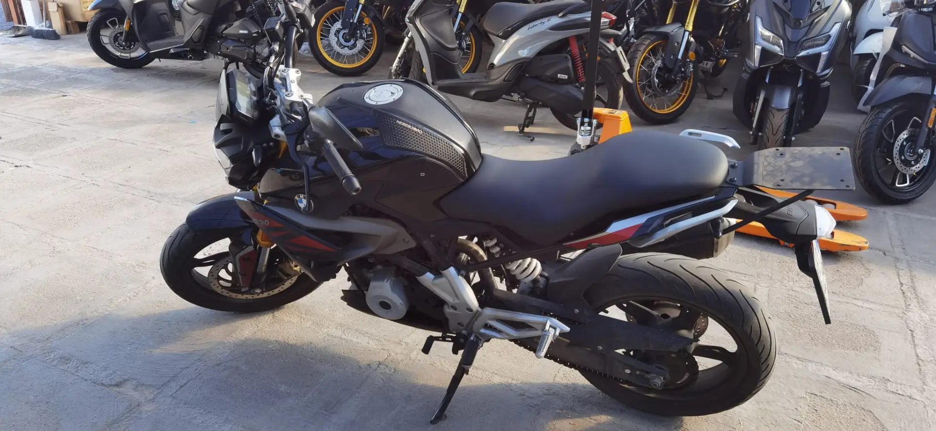 BMW G 310 R - 2